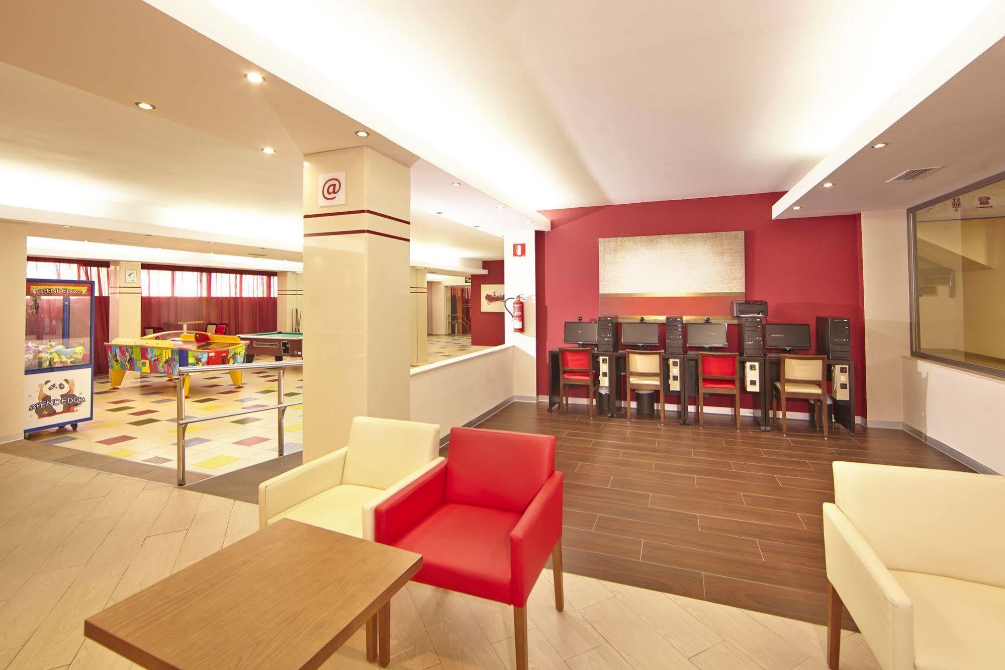 Mll Caribbean Bay Hotel El Arenal  Exterior photo